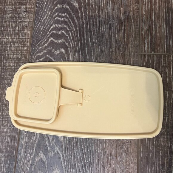 Tupperware Cereal Keeper - Picture 8 of 9